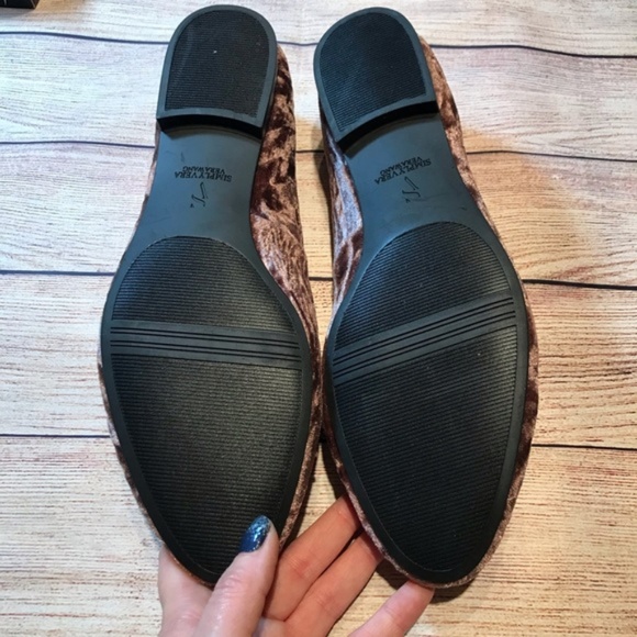 NIB Mauve crushed velvet smoking flats - Picture 6 of 7